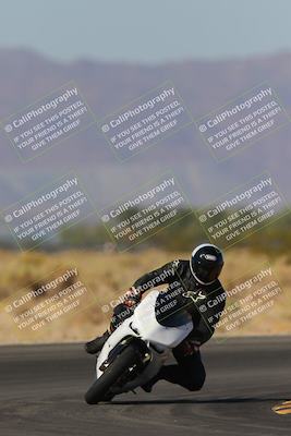 media/Nov-06-2023-Moto Forza (Mon) [[ce023d0744]]/3-Intermediate Group/Session 3 (Turn 16)/